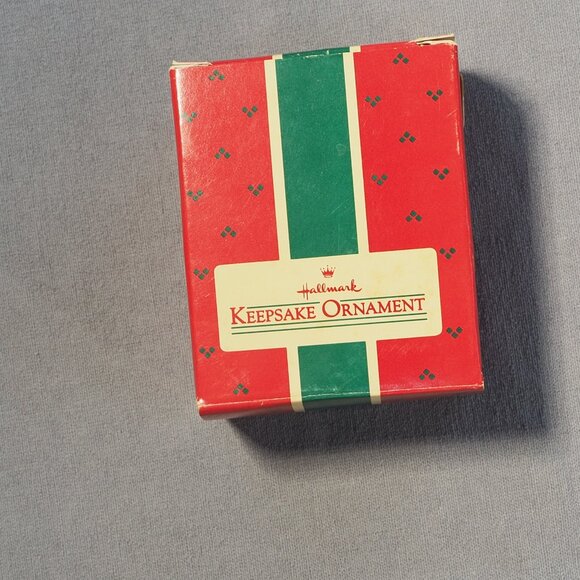 VTG Hallmark Christmas Ornament Touchdown Santa Handcrafted Football Keepsake 80 - Picture 7 of 9